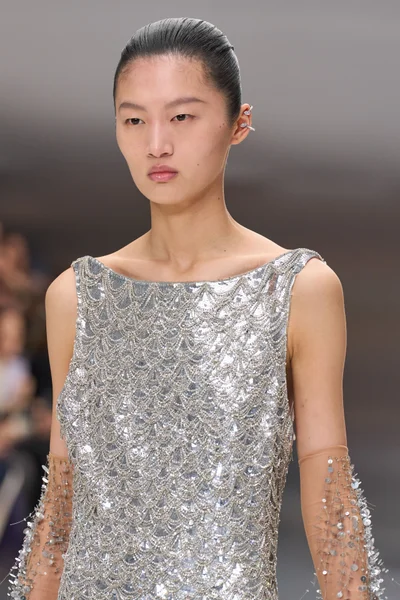 Look 97